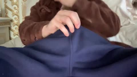 Snapshot of yungbull06 chatting on 15, 2, 2025 Yung Bull online show from 15, 2, 2025