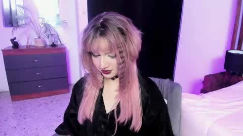 Snapshot of yuri_kay chatting on 31, 5, 2026 Yuri Kay online show from 31, 5, 2026
