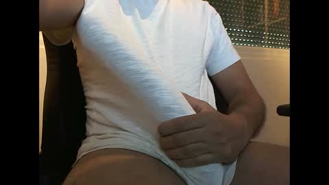 Snapshot of yut92 chatting on 9, 12, 2024 Yut online show from 9, 12, 2024