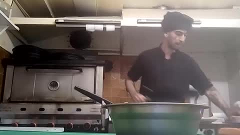 Yuumi online show from 3, 12, 2025