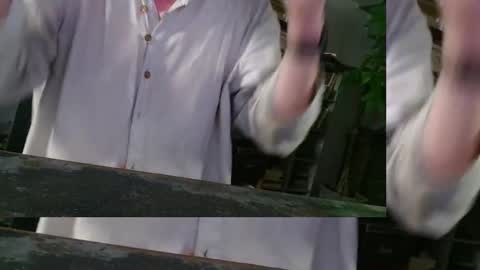 Snapshot of yvanbonar181018 chatting on 1, 10, 2025 yvanbonar181018 online show from 1, 10, 2025