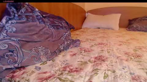 Snapshot of yzza_suave chatting on 23, 2, 2025 yzza_suave online show from 23, 2, 2025