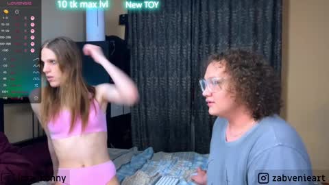 Jora and Konnycurly online show from 2, 3, 2025