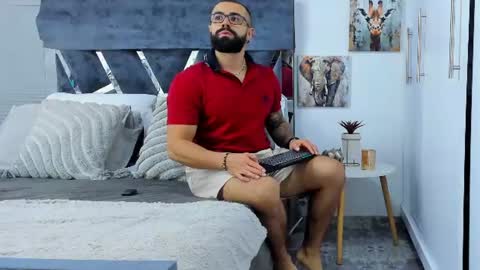 Snapshot of zack_froone chatting on 23, 6, 2026 Richard online show from 23, 6, 2026