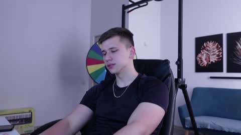 ZACK GILLIAN online show from 6, 6, 2026