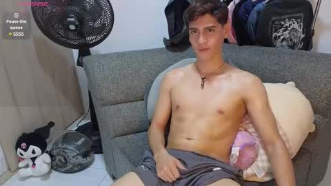 Snapshot of zackary_025 chatting on 11, 12, 2024 Zack online show from 11, 12, 2024