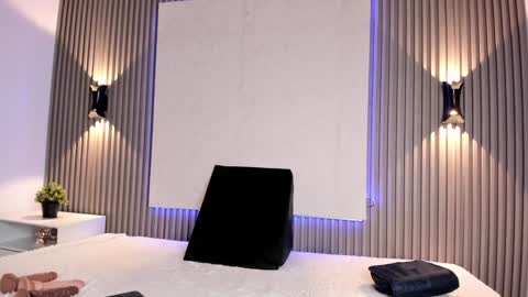 Snapshot of zafiiraa chatting on 4, 2, 2025 zafira online show from 4, 2, 2025