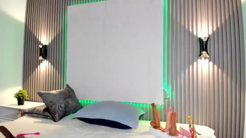 Snapshot of zafiiraa chatting on 13, 2, 2025 zafira online show from 13, 2, 2025