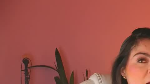 Zafiro  online show from 4, 2, 2026