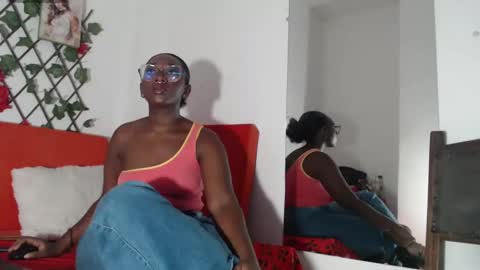 Snapshot of zahhysims chatting on 2, 11, 2025 zahhy online show from 2, 11, 2025