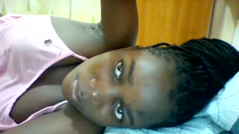 Snapshot of zainxxxx chatting on 8, 3, 2025 zainxxxx online show from 8, 3, 2025