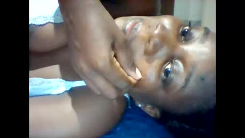 Snapshot of zainxxxx chatting on 10, 6, 2026 zainxxxx online show from 10, 6, 2026