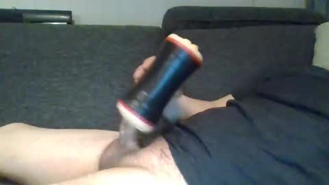 Snapshot of zakksten chatting on 6, 4, 2026 Zakk online show from 6, 4, 2026