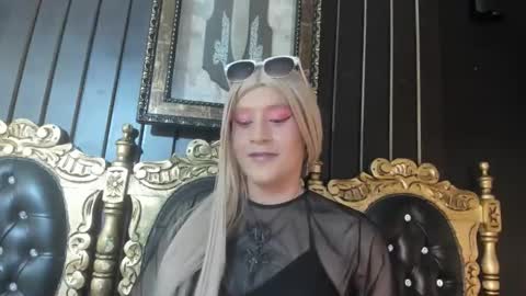 Megan online show from 15, 4, 2026