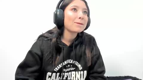 Snapshot of zammii69 chatting on 19, 10, 2025 zammii69 online show from 19, 10, 2025