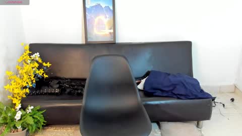 Zane Lux online show from 10, 4, 2026