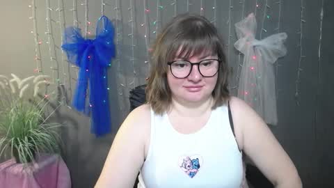 zannadreil online show from 5, 12, 2025