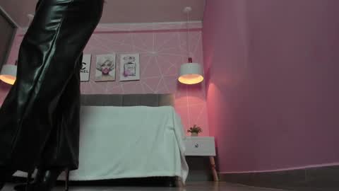 Snapshot of zara__sweet chatting on 28, 2, 2025 Zara Sweet online show from 28, 2, 2025