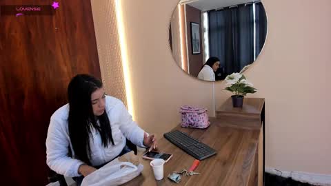 Snapshot of zara_andersson chatting on 11, 9, 2025 Zara online show from 11, 9, 2025