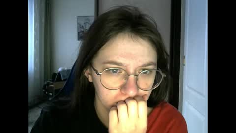 Snapshot of zara_golden chatting on 10, 12, 2024 chaturcum online show from 10, 12, 2024