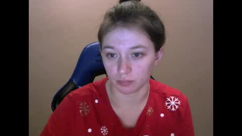 Snapshot of zara_golden chatting on 21, 1, 2025 chaturcum online show from 21, 1, 2025