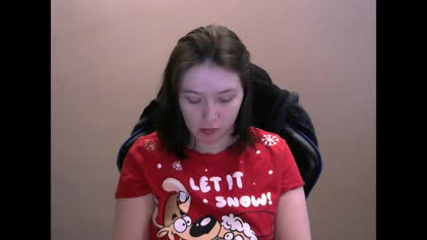 Snapshot of zara_golden chatting on 12, 2, 2025 chaturcum online show from 12, 2, 2025