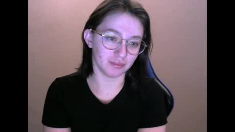 Snapshot of zara_golden chatting on 20, 2, 2025 chaturcum online show from 20, 2, 2025