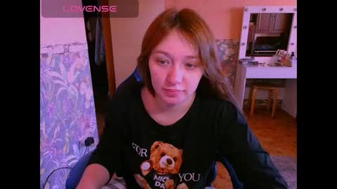 Snapshot of zara_golden chatting on 28, 10, 2025 chaturcum online show from 28, 10, 2025