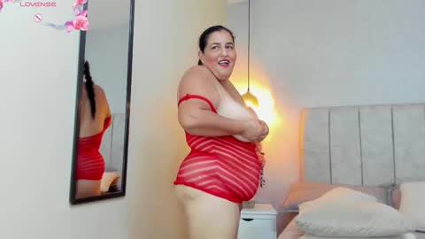 Snapshot of zara_milf_ chatting on 20, 2, 2026 zara online show from 20, 2, 2026