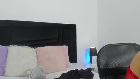 ZARA online show from 12, 2, 2026