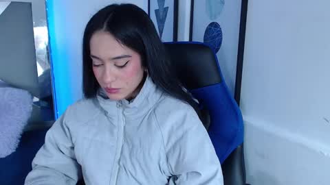 zaradames_ online show from 13, 1, 2025