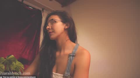 Snapshot of zarahlynch chatting on 19, 12, 2024 Miss Lynch Next show 2911 online show from 19, 12, 2024