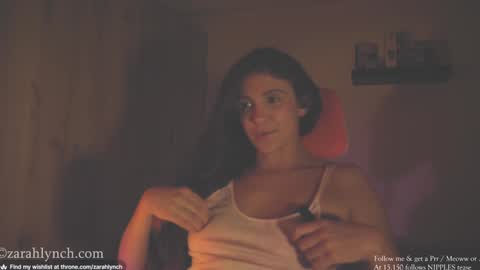 Snapshot of zarahlynch chatting on 5, 2, 2025 Miss Lynch Next show 2911 online show from 5, 2, 2025