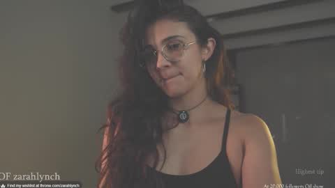 Snapshot of zarahlynch chatting on 29, 10, 2025 Miss Lynch Next show 2911 online show from 29, 10, 2025