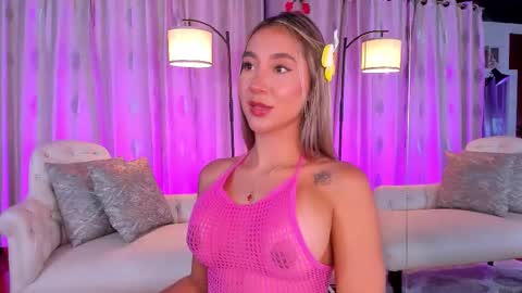   online show from 25, 3, 2026