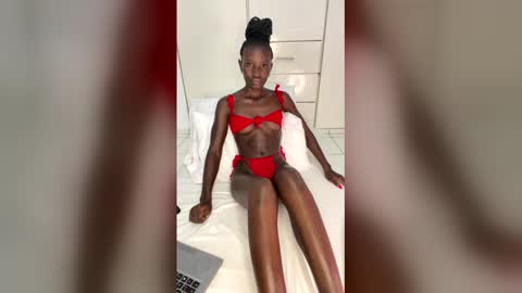 zaria_amara online show from 25, 5, 2026
