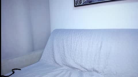 Snapshot of zarinastoun20 chatting on 27, 2, 2025 ZARINA online show from 27, 2, 2025