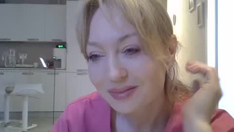 Zarina Swift online show from 24, 3, 2026