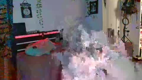 Snapshot of zawmbiemoonz chatting on 9, 4, 2026 zawmbiemoonz online show from 9, 4, 2026