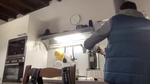 zaza2021 online show from 11, 11, 2025