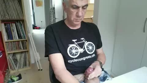 zeep16 online show from 5, 12, 2025