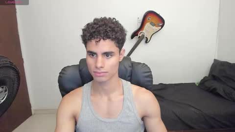 Snapshot of zenhzu chatting on 30, 9, 2025 zenzhu online show from 30, 9, 2025