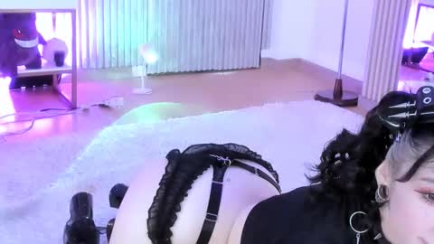 Snapshot of zephirah_abney chatting on 10, 10, 2025    online show from 10, 10, 2025