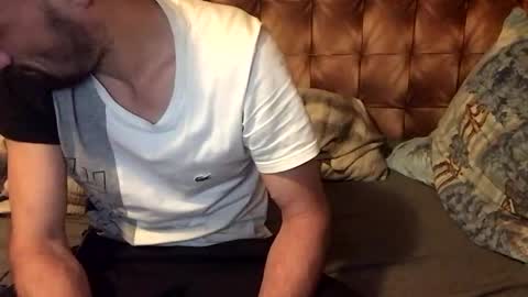Snapshot of zervale chatting on 4, 1, 2025 zervale online show from 4, 1, 2025