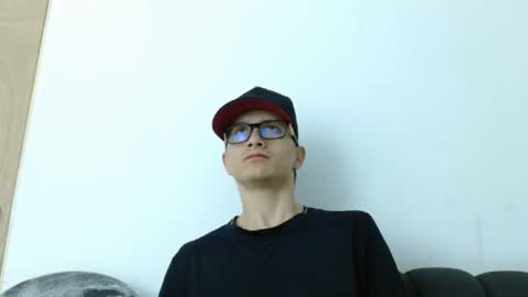 zeus online show from 4, 6, 2026