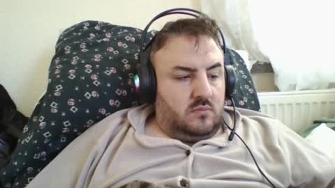 zH1NaSaH online show from 12, 4, 2026