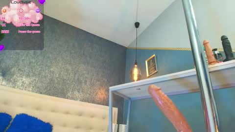 ZHAMIRA  ANDRES online show from 22, 10, 2025