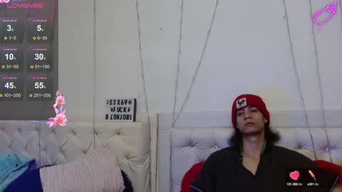 Snapshot of zion_bora chatting on 7, 12, 2024 Zion Bora online show from 7, 12, 2024