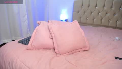 Snapshot of zoe_alanaa chatting on 21, 1, 2025 ZOEE online show from 21, 1, 2025