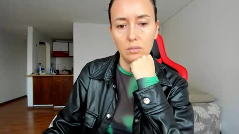 Snapshot of zoe_jeane_beker chatting on 18, 2, 2026 ZOE online show from 18, 2, 2026